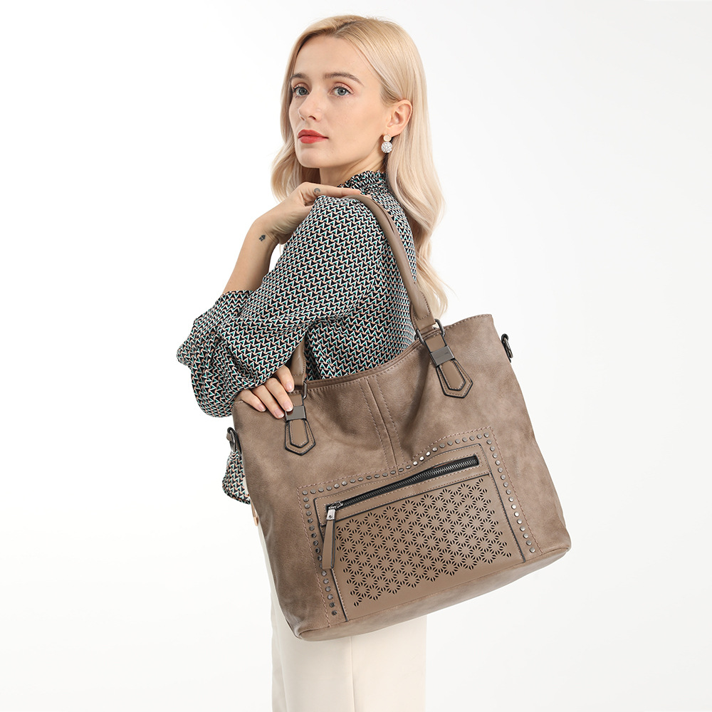 Retro Women's Niche Design Shoulder Bag  A15