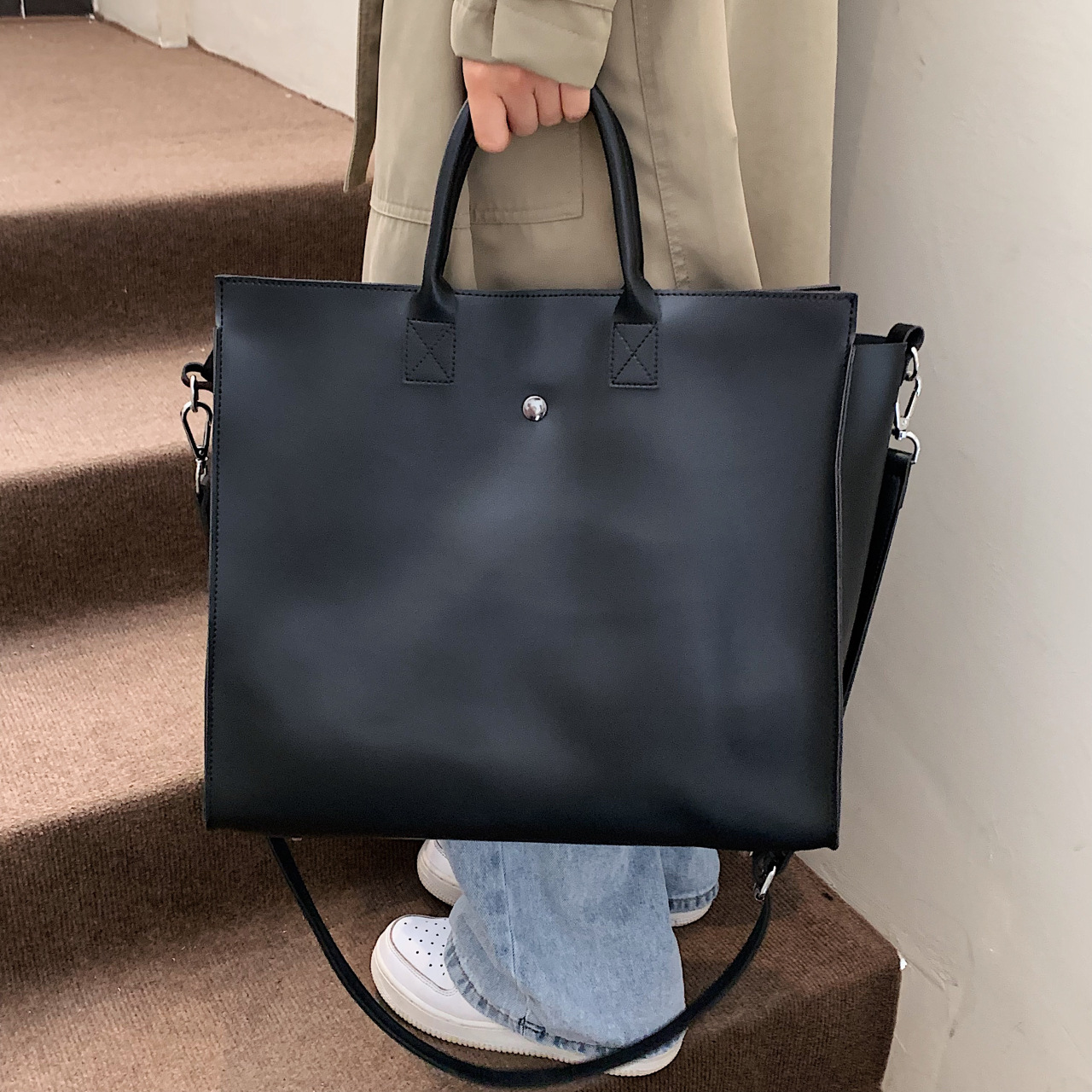 Simple Commuter Pu Ladies Shoulder Bag A2
