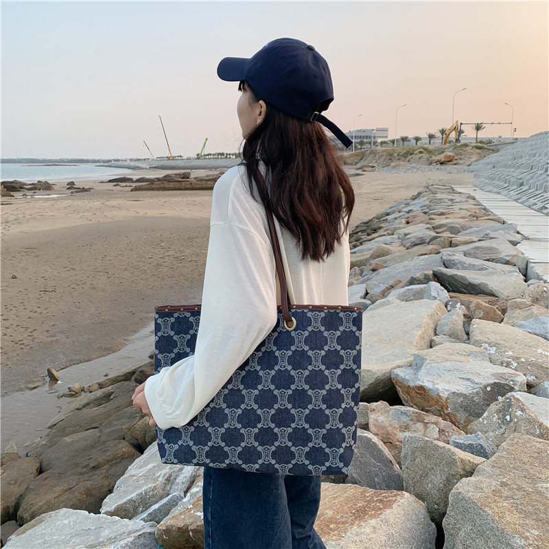 Girls' Denim Commuting Shoulder Bag  A28