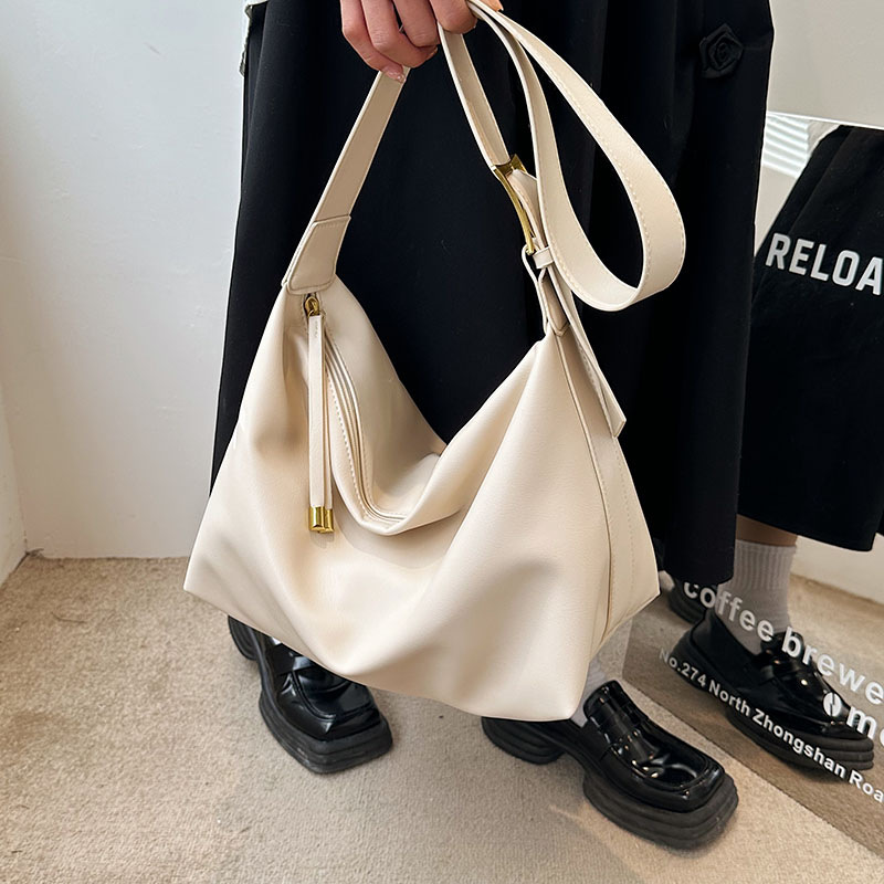 Commuting Women's Large Capacity Bag A45