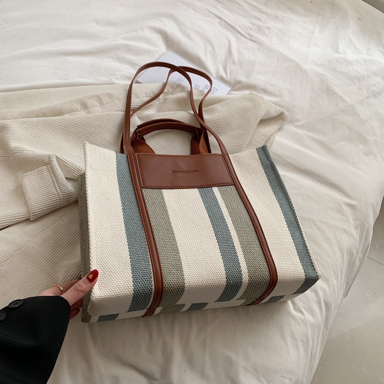 Niche Design Ladies Messenger Bag A43