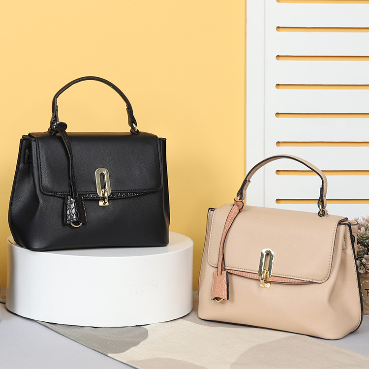 Simple Shoulder Messenger Commuter Women's Bag A55