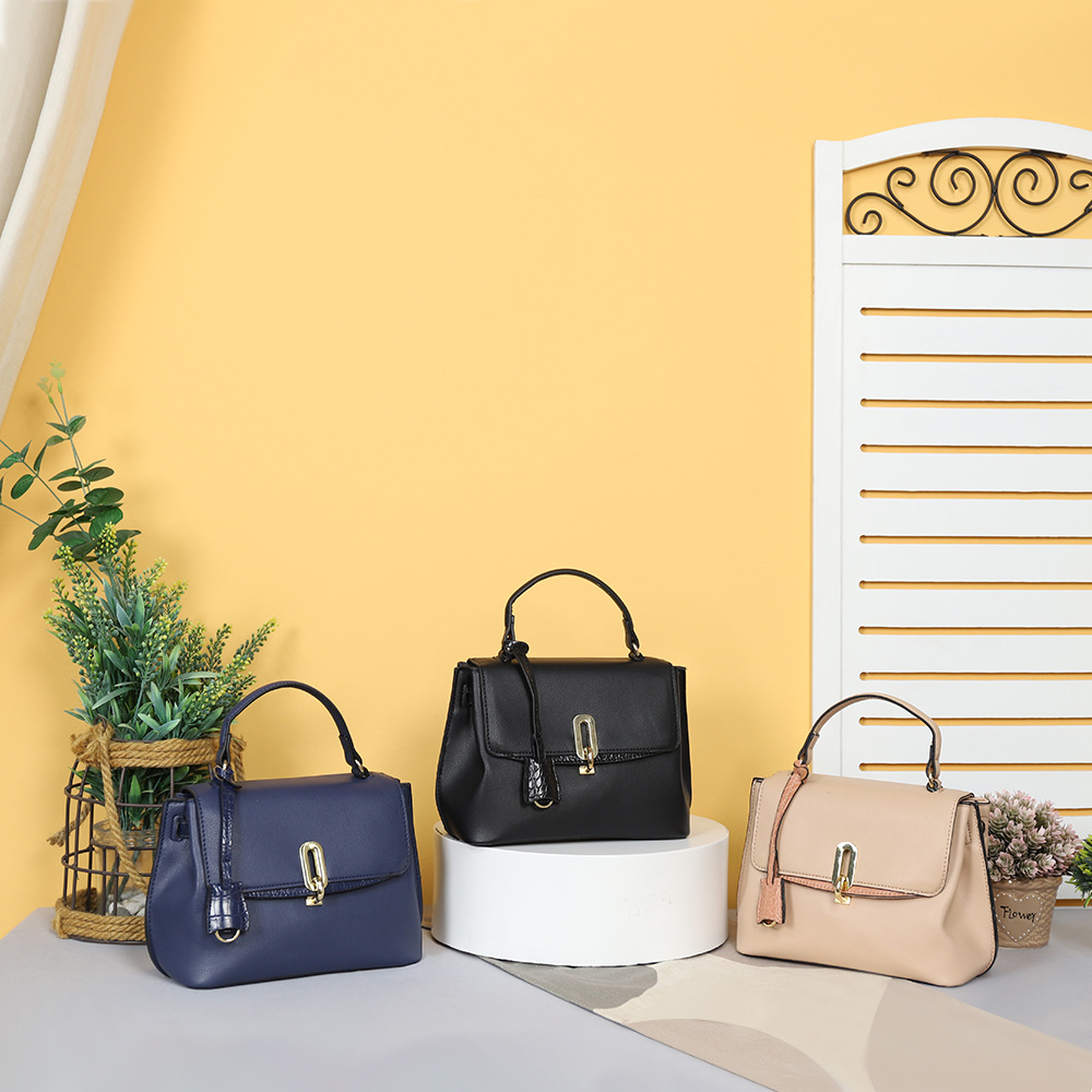 Simple Shoulder Messenger Commuter Women's Bag A55