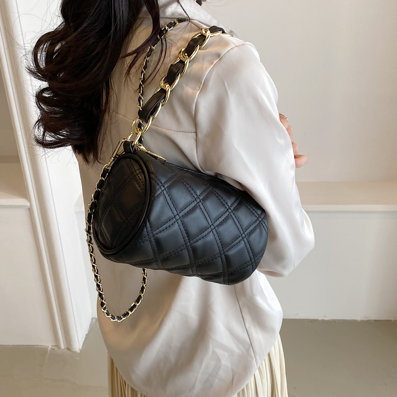 Fresh Cylinder Bag Simple Women's Handbag A70