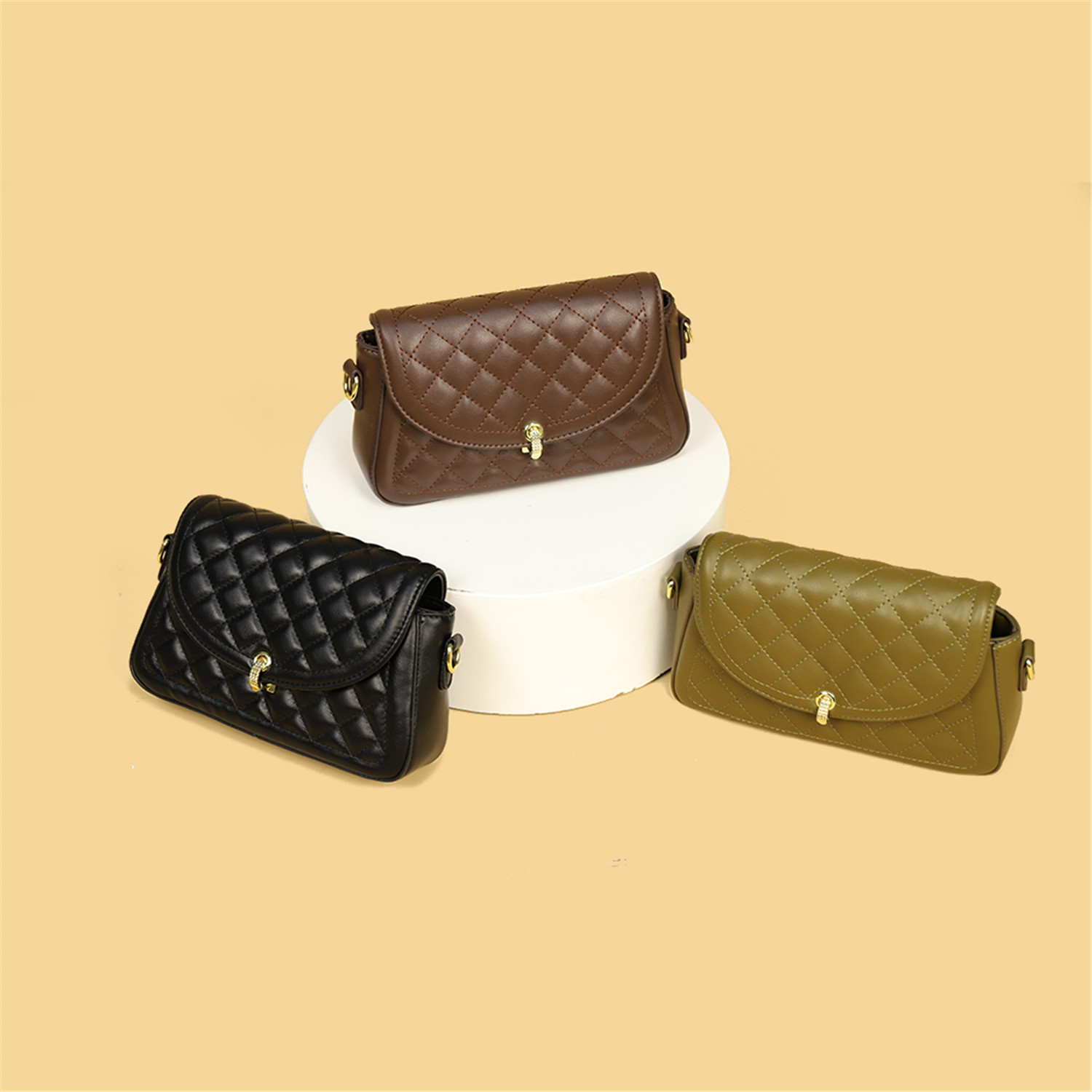 Niche Diamond Crossbody Bag A78