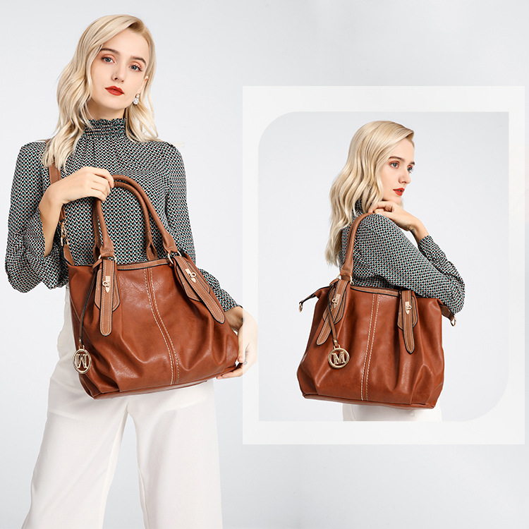 Portable Niche Design Armpit Large-Capacity Bag A89