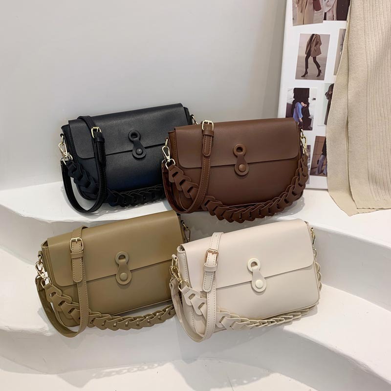 Retro Fashion Trendy Chain Small Square Bag A76