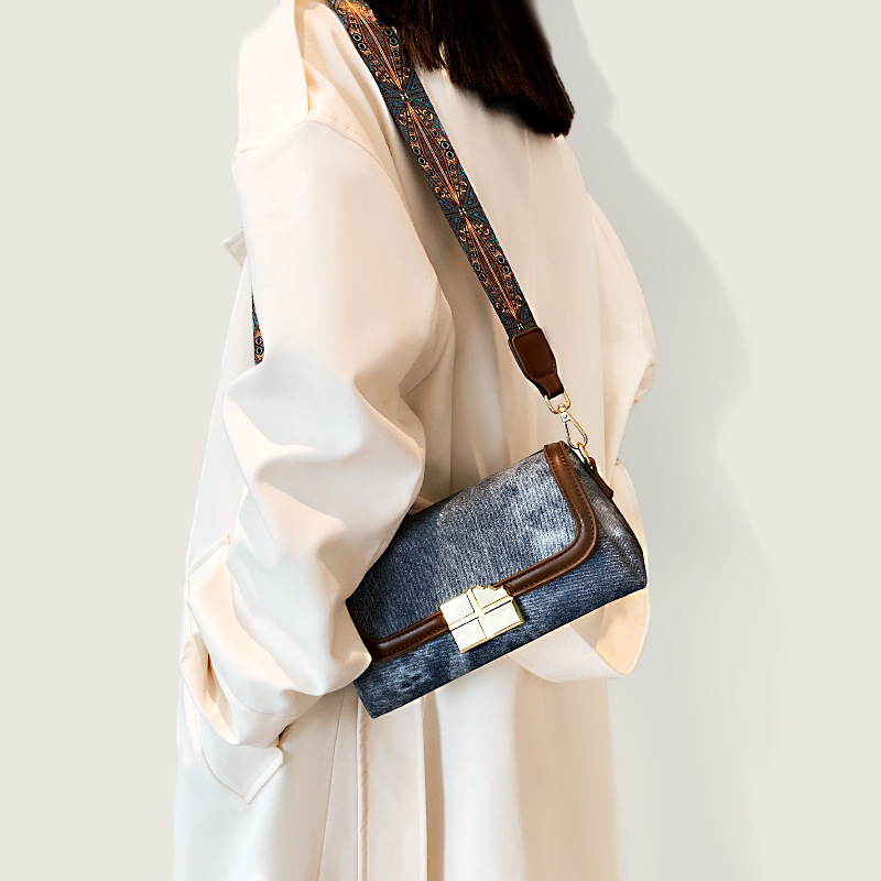 Retro Foreign Style Fashion Denim Bag A79