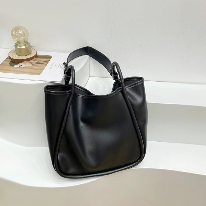 Drawstring Underarm Bag Commuter Shoulder Bag A50